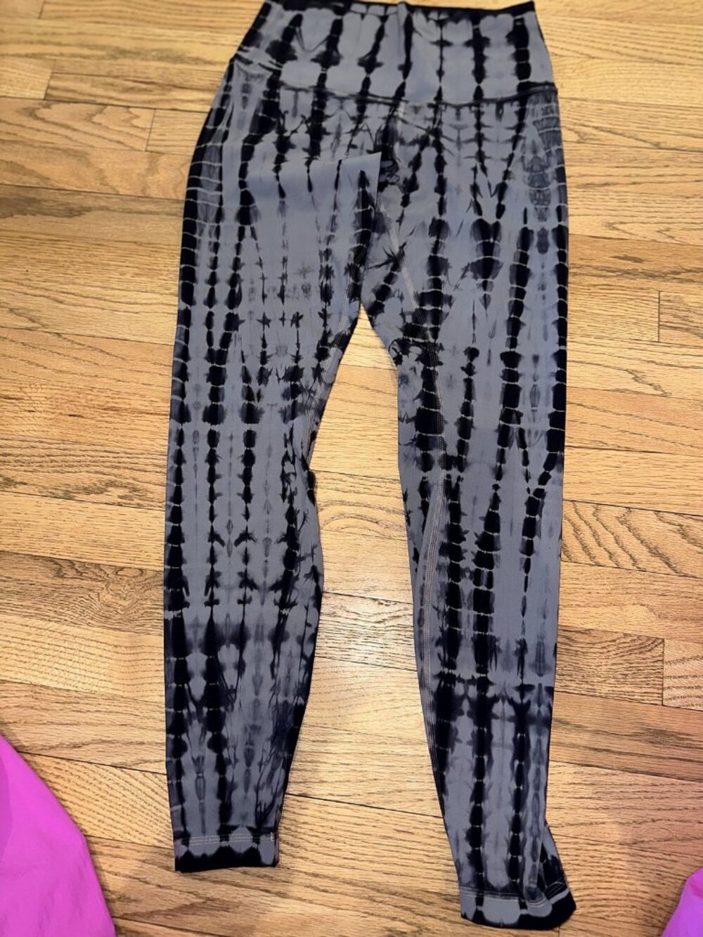 lululemon Black & Grey Tie Dye High Rise Leggings Size 8